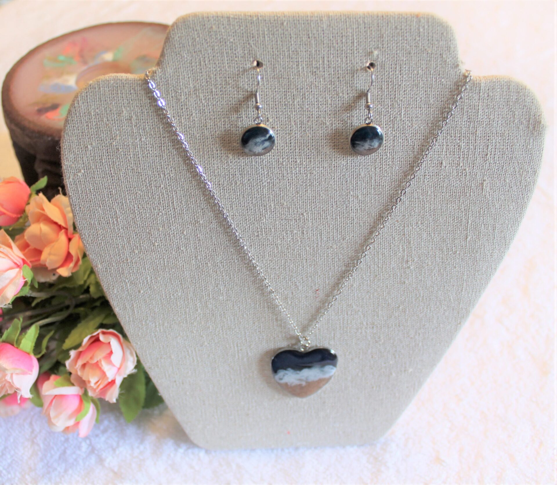 PEI Sand and Resin Necklace