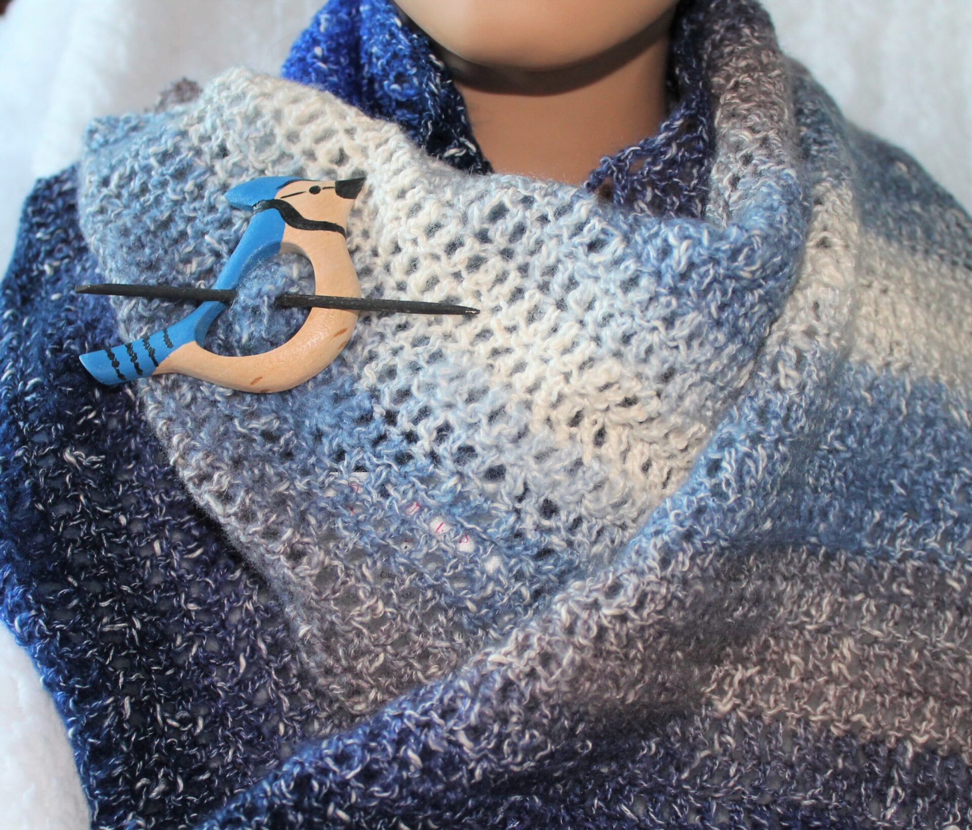 Shawl pin – Blue Jay hand carved